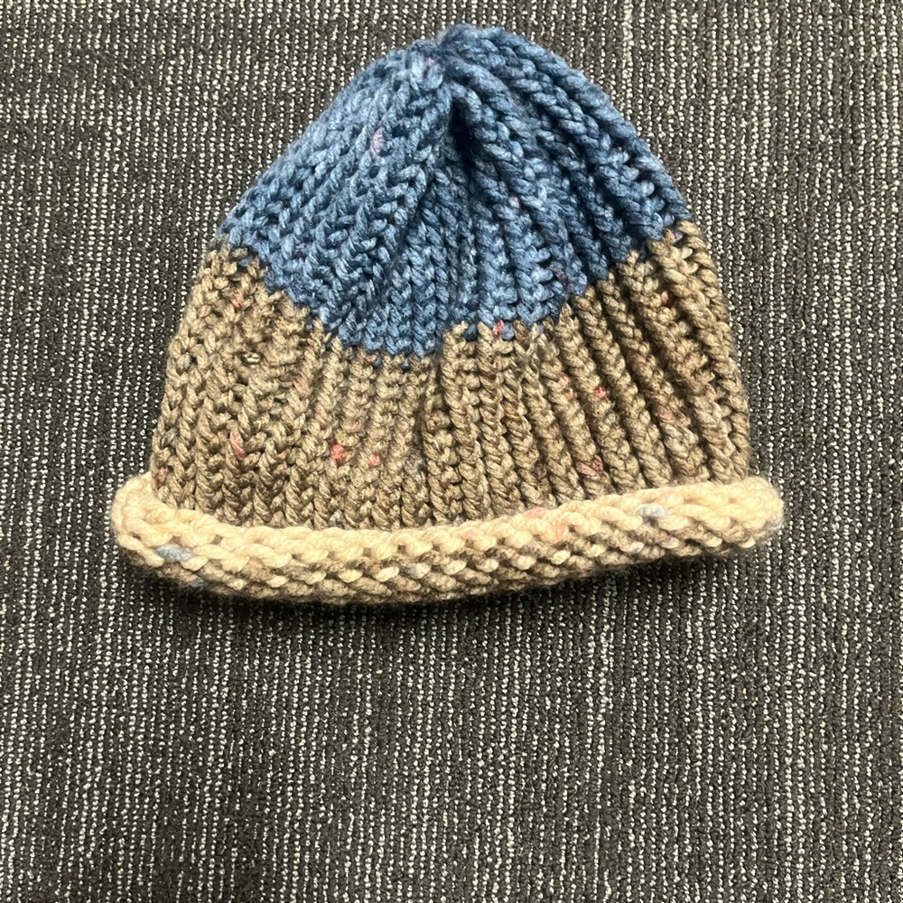 Brand new knitted hat